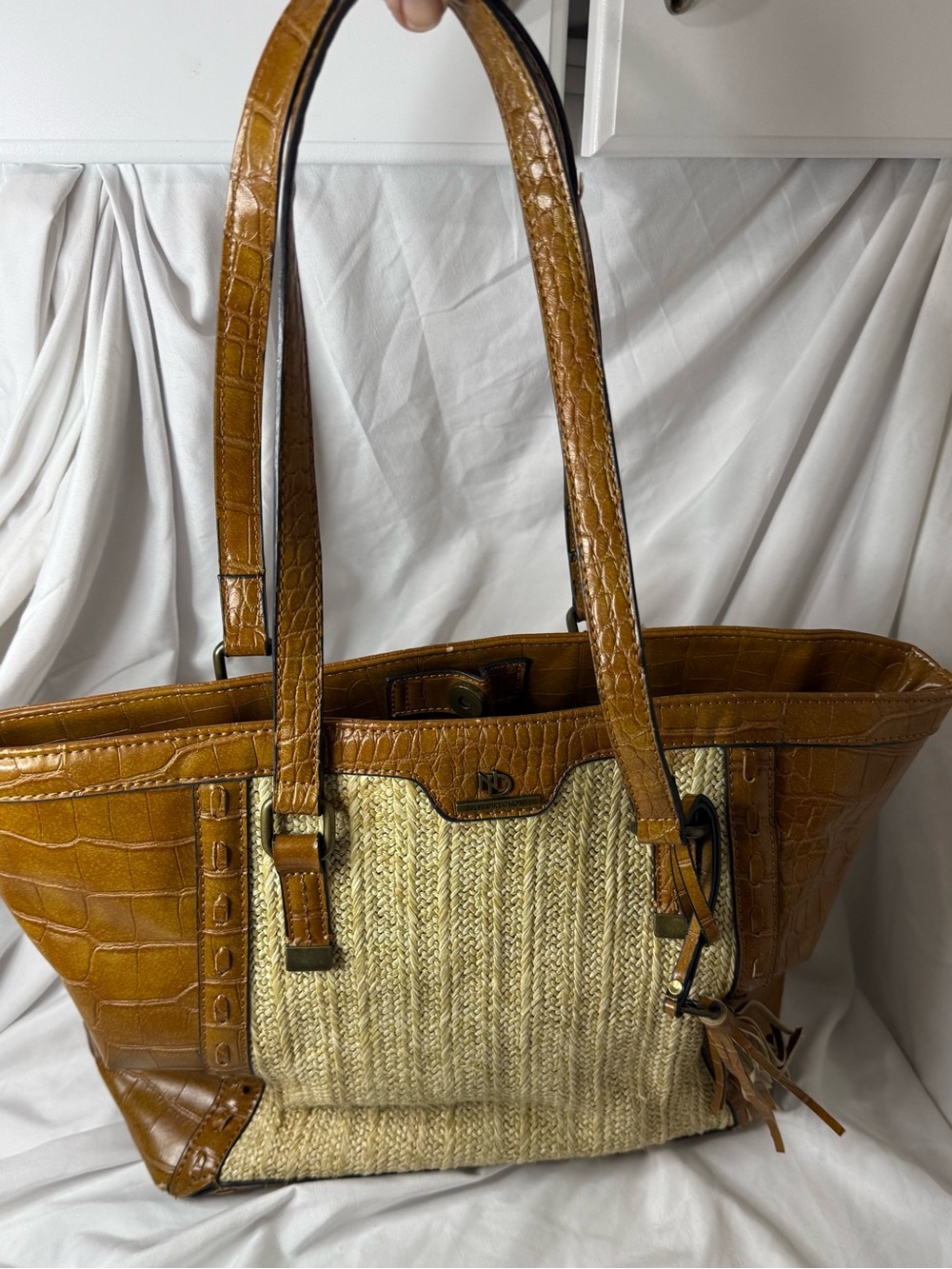 New Directions  Tan Croc-Texture & Woven Straw Tote